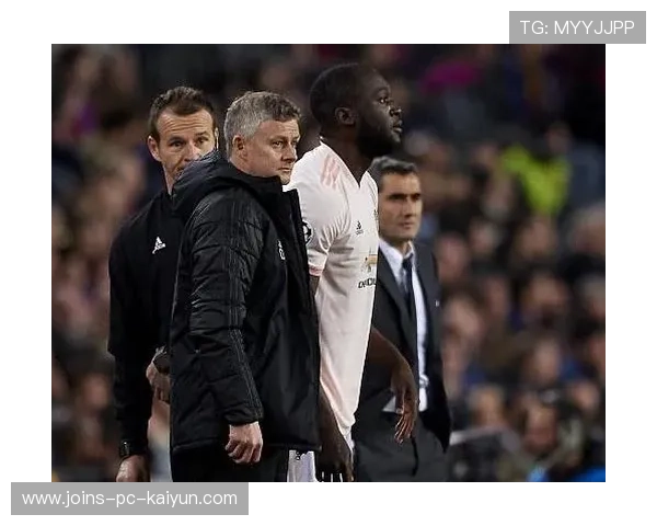 对手主帅被曝用人秘密文档走光